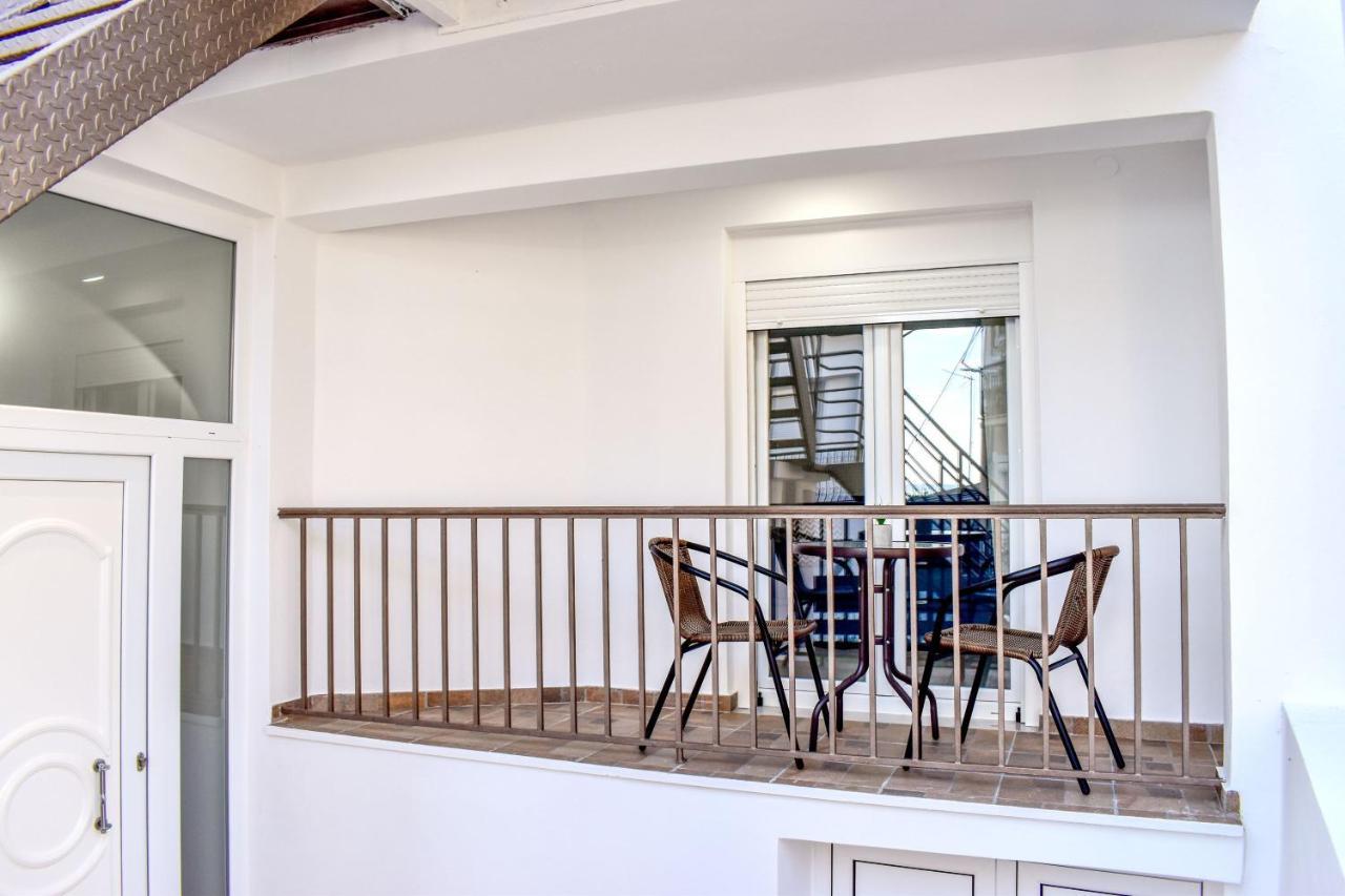 La Maison Plakes 3 Bdr Apt Skiathos Town Exterior foto