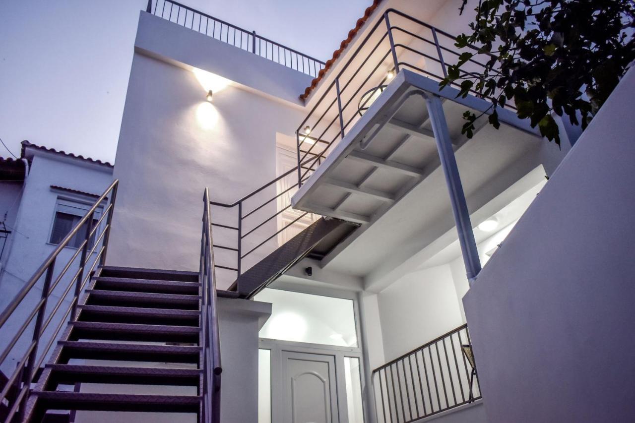 La Maison Plakes 3 Bdr Apt Skiathos Town Exterior foto